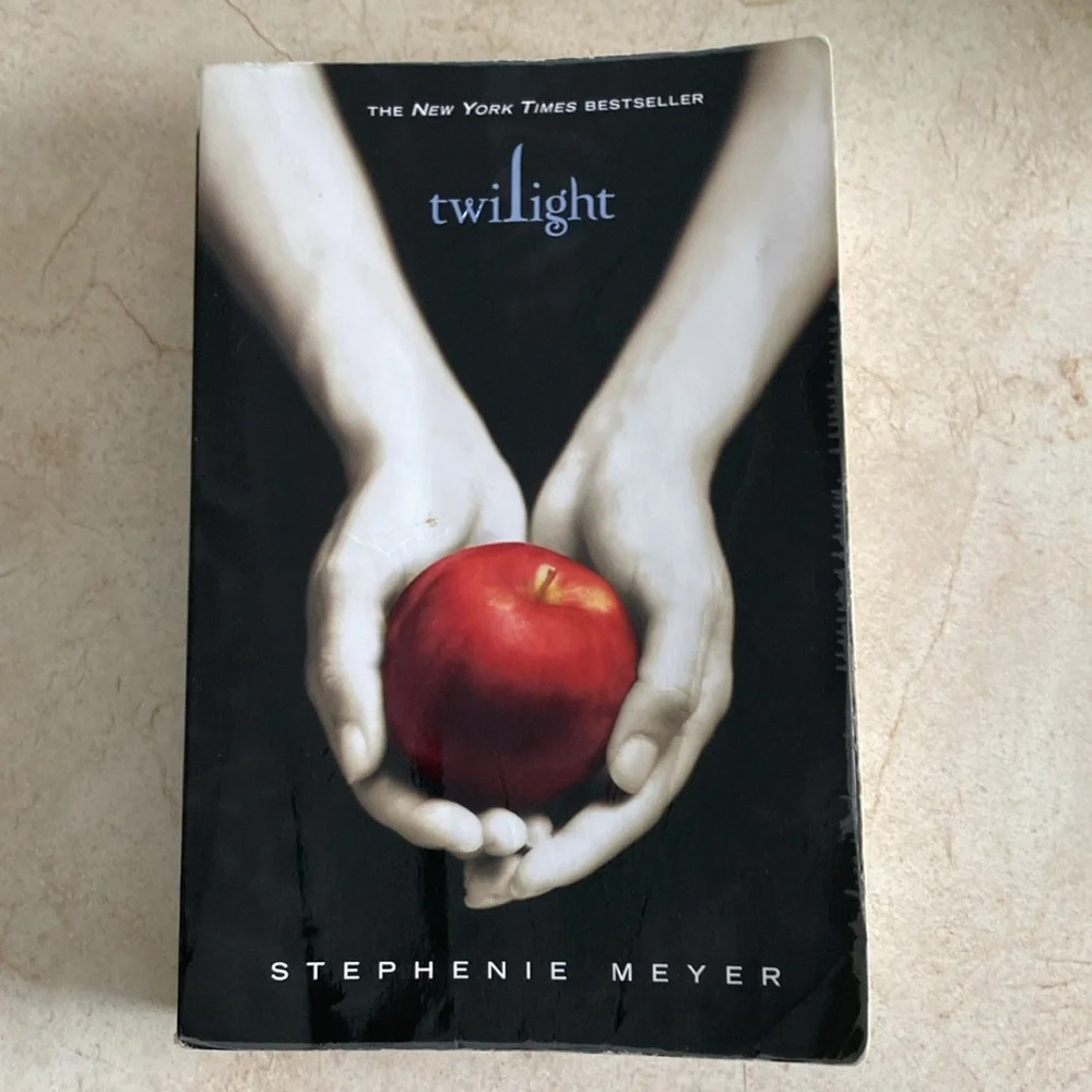 Twilight, Eclipse, Breaking Dawn - Set of 3 - Picture 6 of 13